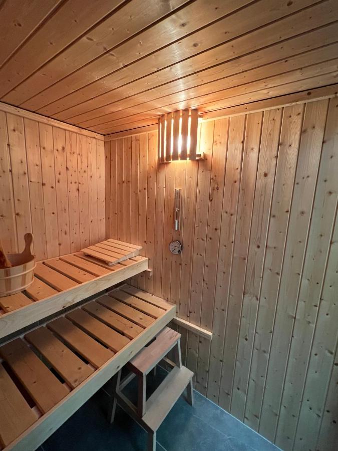 Ferienhaus Auszeit Mit Sauna Schwarz Dış mekan fotoğraf