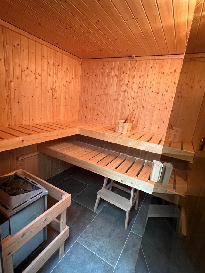 Ferienhaus Auszeit Mit Sauna Schwarz Dış mekan fotoğraf